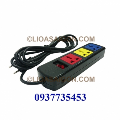 Ổ cắm LiOA 3 lỗ cắm 3 chấu 3D33N (Đen)