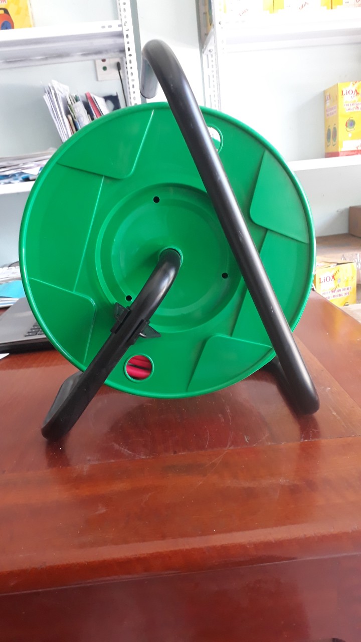 Ổ cắm rulo LiOA 30m LiOA QT3025