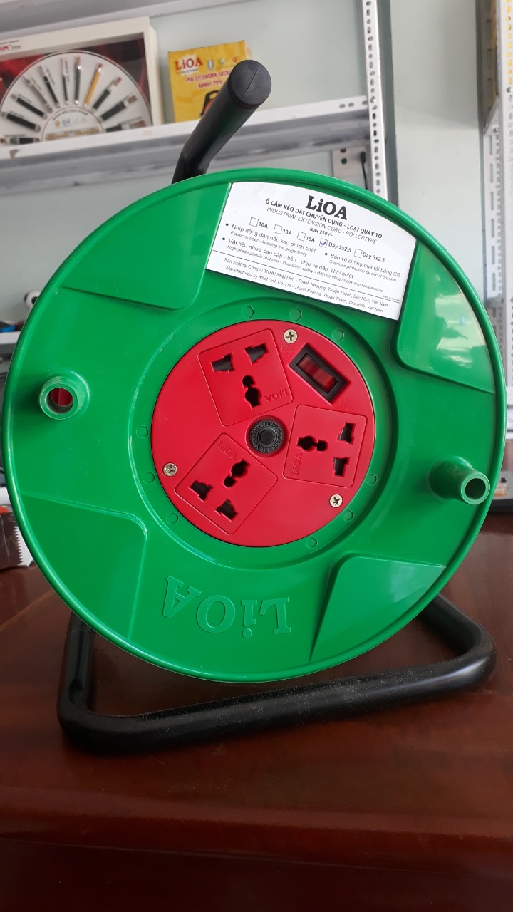 Ổ cắm LiOA QT3025